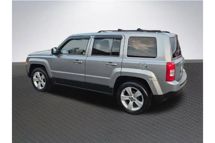 $3488 : Jeep Patriot 2017 Latitude 4 image 5