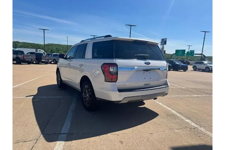 $29877 : Ford Expedition 2019 4x4 Lim image 9