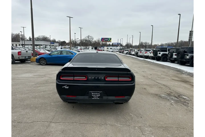 $17980 : 2019 Challenger R/T RWD image 3
