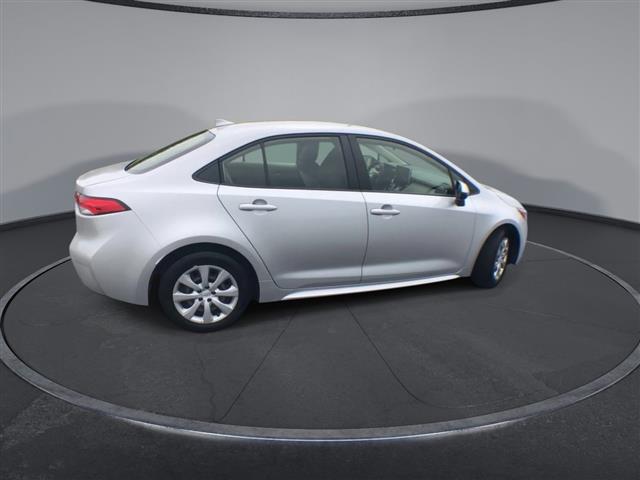 $17900 : PRE-OWNED 2020 TOYOTA COROLLA image 9