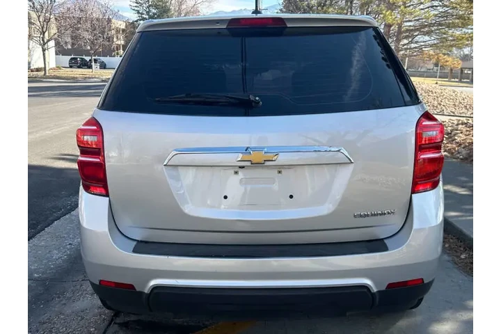 $8900 : 2016 Equinox LS image 9