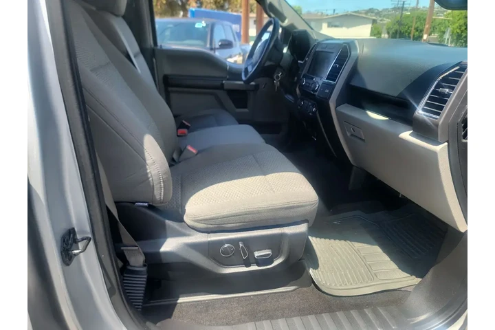 $29000 : Ford F-150 2015 4x4 Platinum image 1