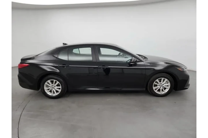 $28998 : Toyota Camry 2025 LE 4dr Sed image 4