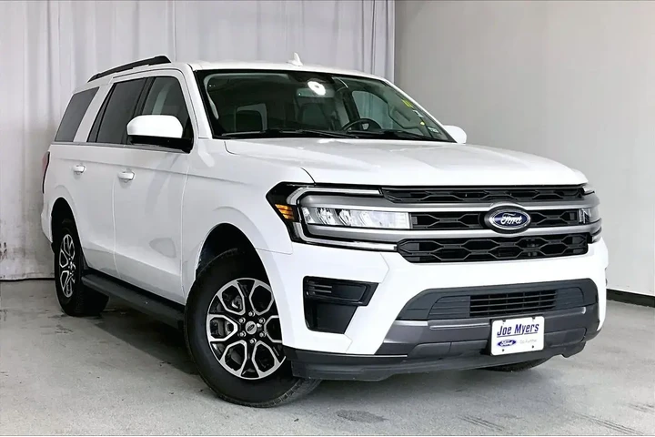 $39291 : Ford Expedition 2024 4x2 XLT image 1