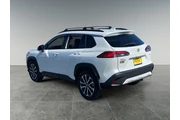 $33296 : Toyota Corolla Cross 2024 XL thumbnail