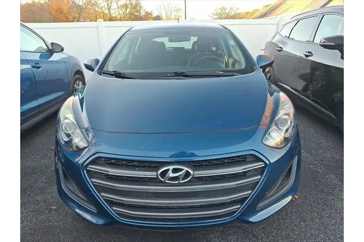 $12533 : Hyundai ELANTRA GT 2016 4dr image 2