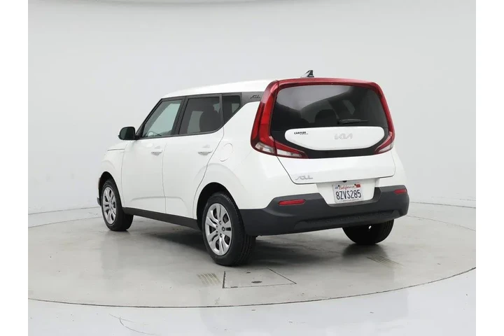 $15998 : Kia Soul 2022 LX 4dr Crossov image 2