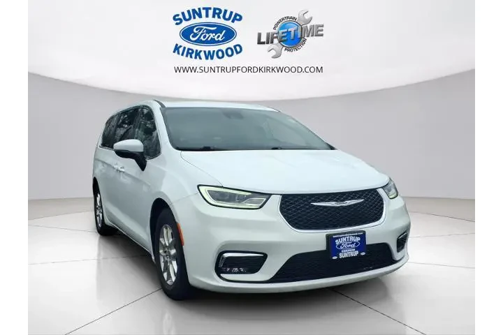 $23501 : Chrysler Pacifica 2023 Touri image 2