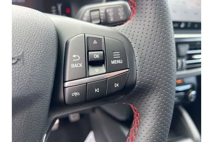 $25325 : Ford Escape 2024 AWD ST-Line image 9