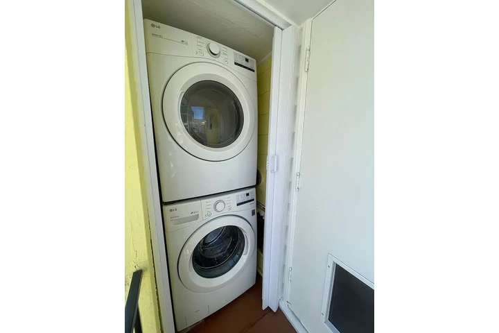 $900 : Esta encantadora casa de 2 ! image 9
