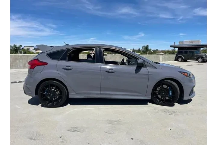 $35989 : Ford Focus 2017 AWD RS 4dr H image 3