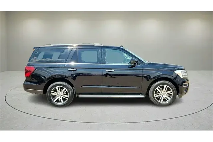$38663 : Ford Expedition 2023 4x2 Lim image 2