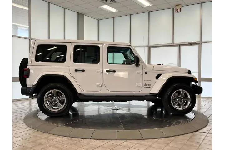 $30990 : Jeep Wrangler Unlimited 2021 image 9