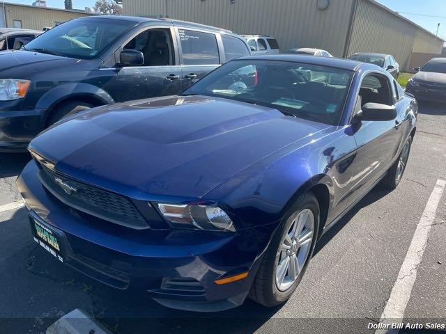 $11950 : 2010  Mustang V6 Premium Coupe image 1