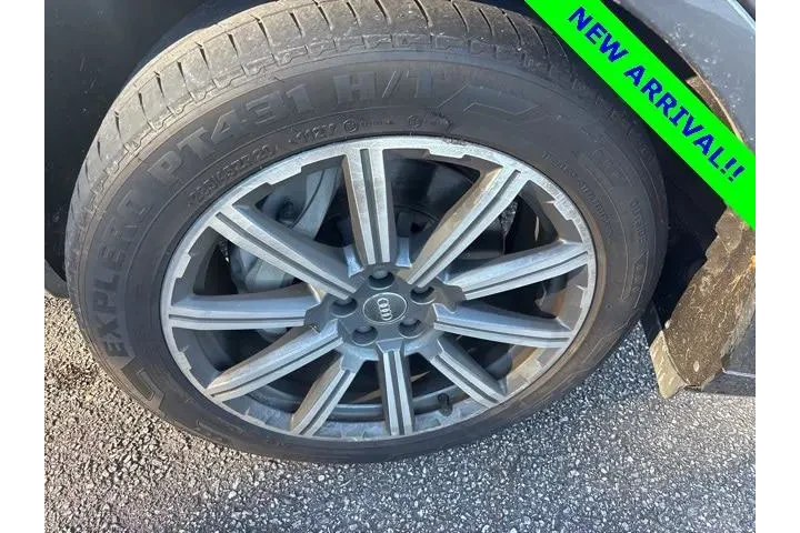 $23539 : Audi Q7 2019 AWD quattro SE image 2