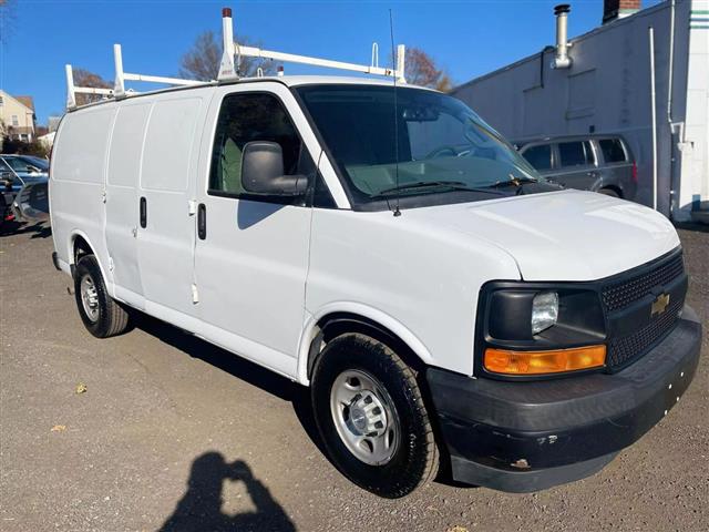 $17900 : 2017 CHEVROLET EXPRESS 2500 C image 3