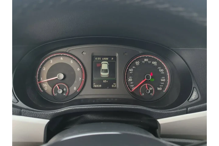 Volkswagen Passat 2021 SE 4d image 10