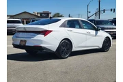 $20400 : Hyundai ELANTRA Hybrid 2023 thumbnail