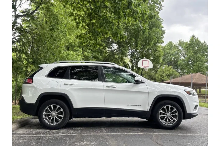 $6999 : 2020 Cherokee Latitude Plus image 8