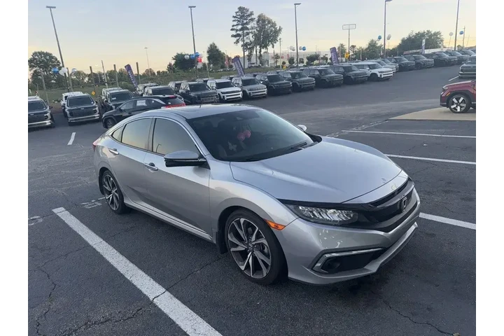 $20671 : Honda Civic 2020 Touring 4dr image 3