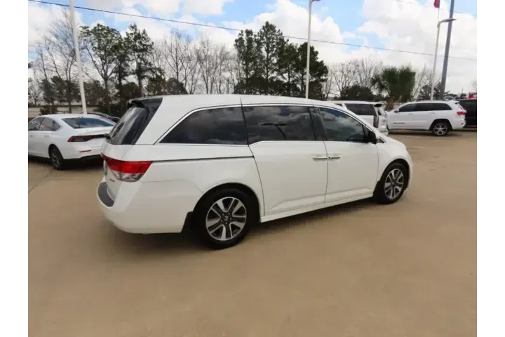 $10911 : Honda Odyssey 2016 Touring 4 image 9
