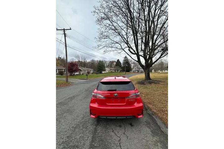 $9999 : Lexus CT 200h 2016 4dr Hatch image 9