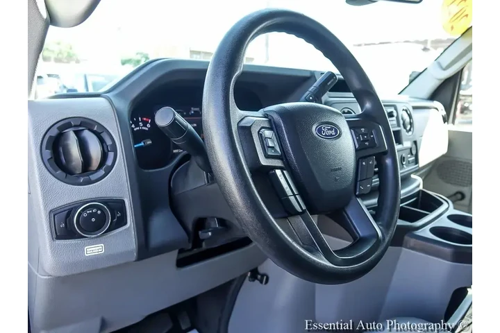 $21995 : Ford E-Series 2021 E-350 SD image 5