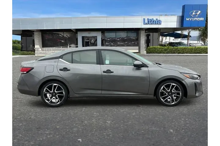 $18299 : Nissan Sentra 2025 S 4dr Sed image 9
