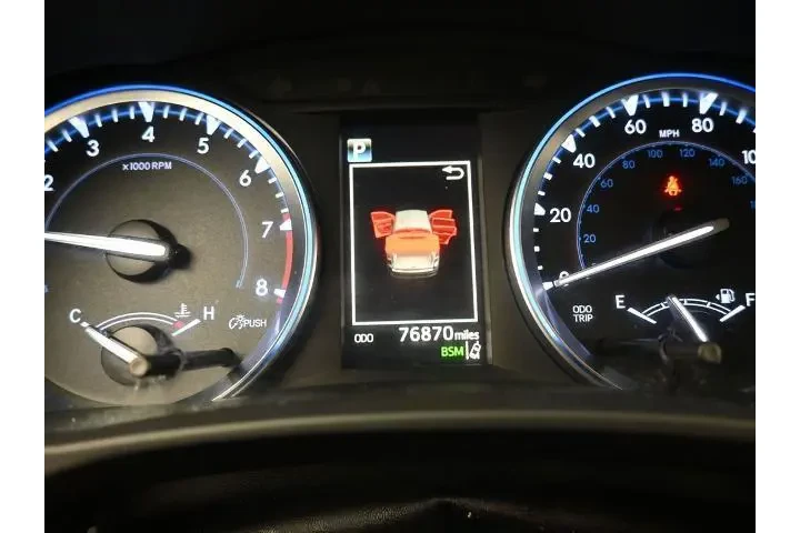 $22991 : Toyota Highlander 2018 SE 4d image 10