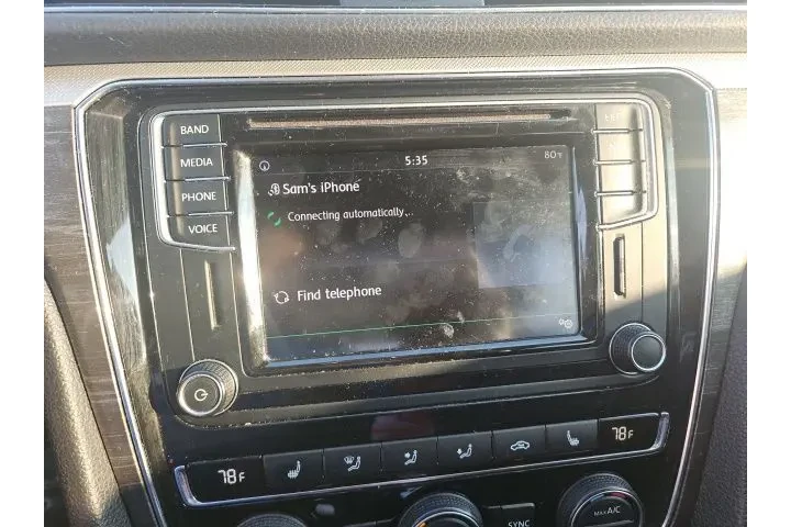 $9077 : Pre-Owned 2017 Passat 1.8T SE image 8