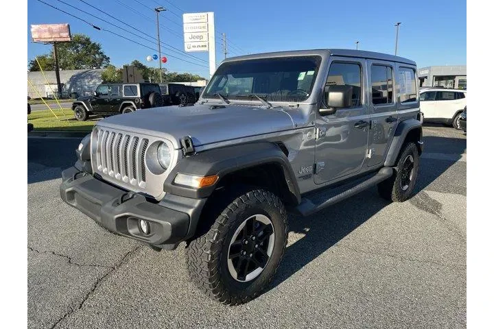 $30740 : Jeep Wrangler Unlimited 2021 image 8