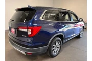 $23972 : Honda Pilot 2019 AWD EX-L 4d thumbnail