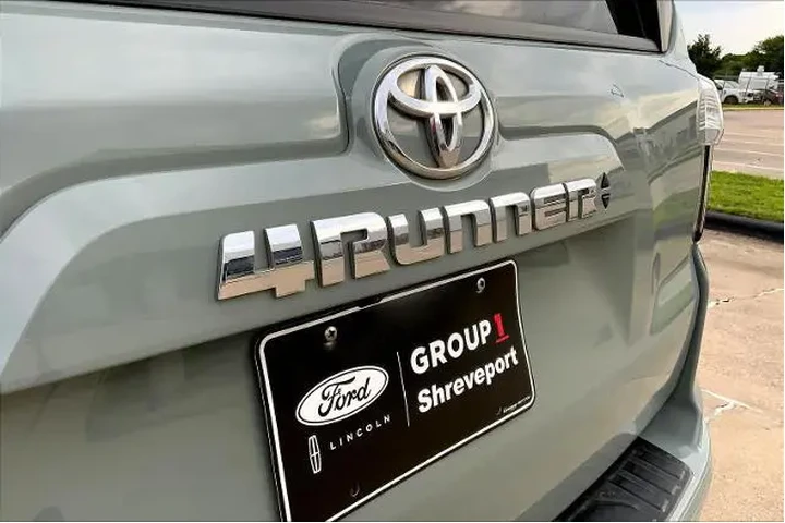 $38571 : Toyota 4Runner 2023 4x4 TRD image 10