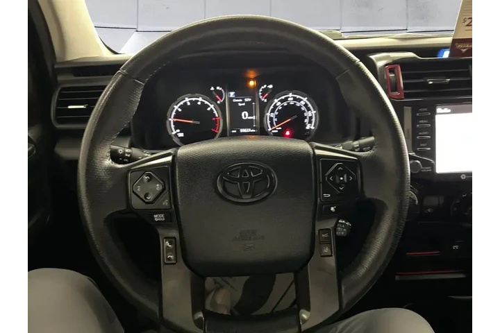 $39831 : Toyota 4Runner 2020 4x4 TRD image 9
