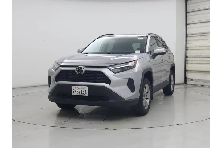 $30998 : Toyota RAV4 2022 AWD XLE 4dr image 4