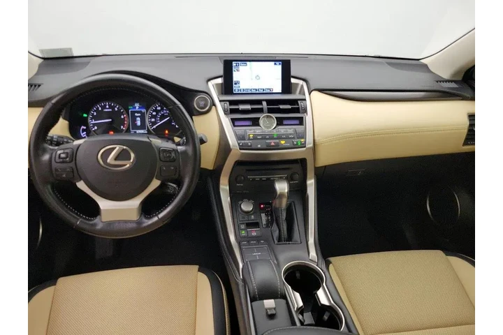 $22998 : Lexus NX 200t 2017 4dr Cross image 9