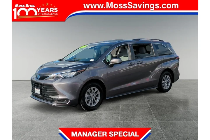 $36882 : Toyota Sienna 2022 LE 8-Pass image 1