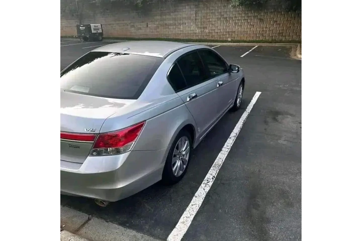 $1500 : Honda Accord image 8