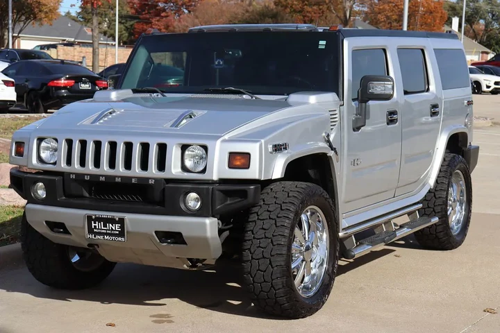 $32989 : 2009 H2 image 6
