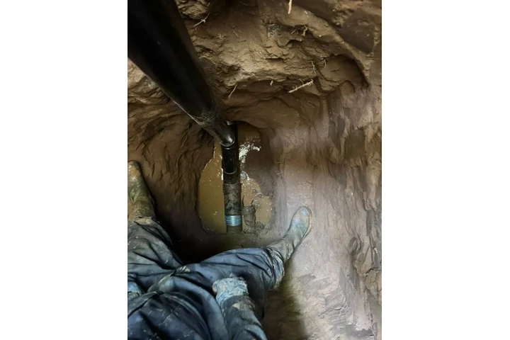 💧🚿 ¡Plomería Confiable! 🔧 image 1