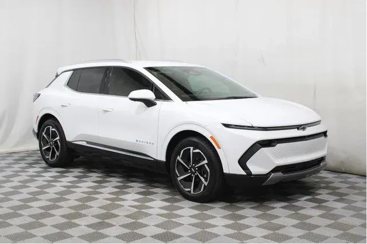 $26987 : Chevrolet Equinox EV 2025 LT image 1