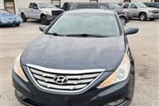 $7900 : 2013 Sonata Limited thumbnail