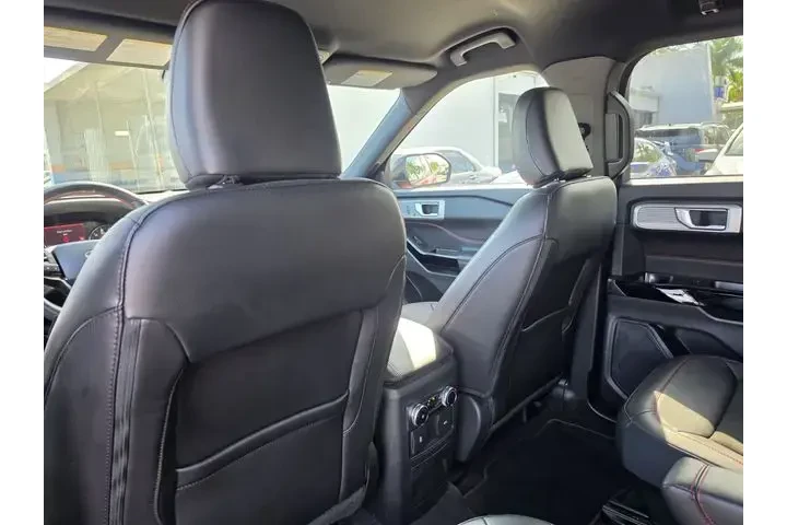 $33990 : Ford Explorer 2023 ST-Line 4 image 10