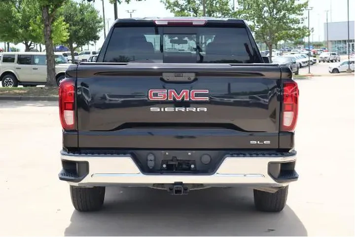 $32868 : GMC Sierra 1500 2021 4x4 SLE image 5