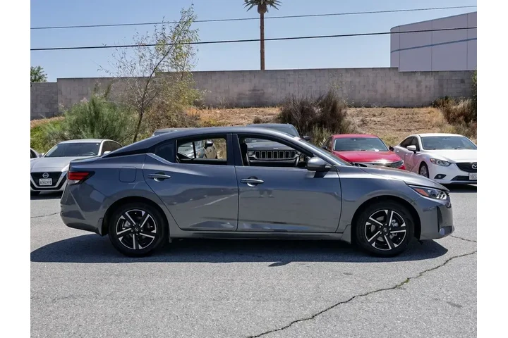 $20336 : Nissan Sentra 2025 SV 4dr Se image 3