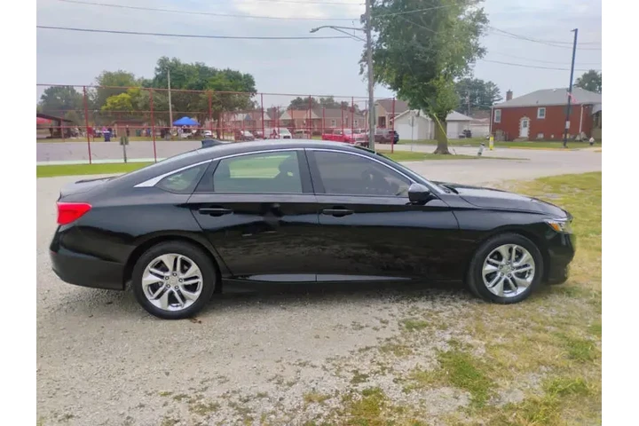 $1 : 2020 Accord LX image 8