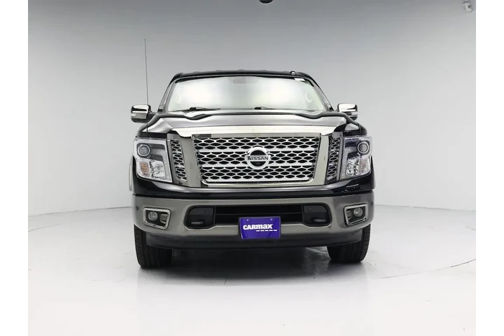 $32998 : Nissan Titan 2018 4x4 Platin image 5