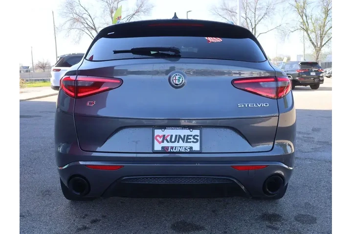$27877 : Alfa Romeo Stelvio 2023 AWD image 10