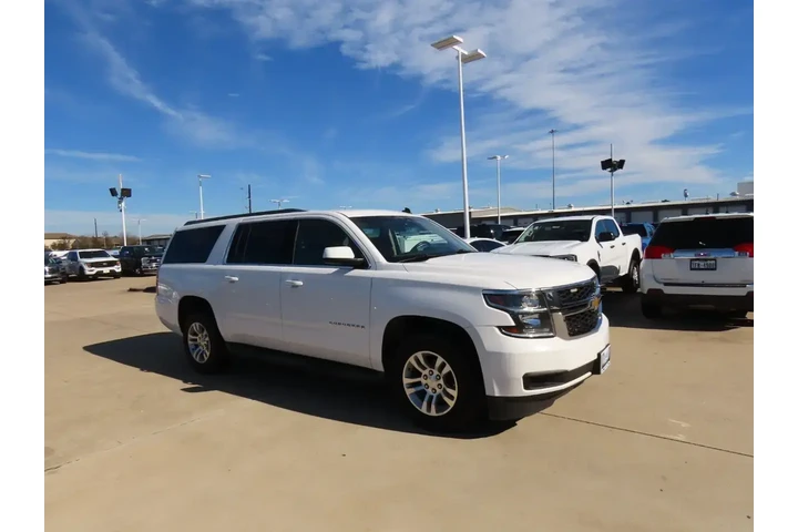$10999 : Chevrolet Suburban 2015 4x2 image 7