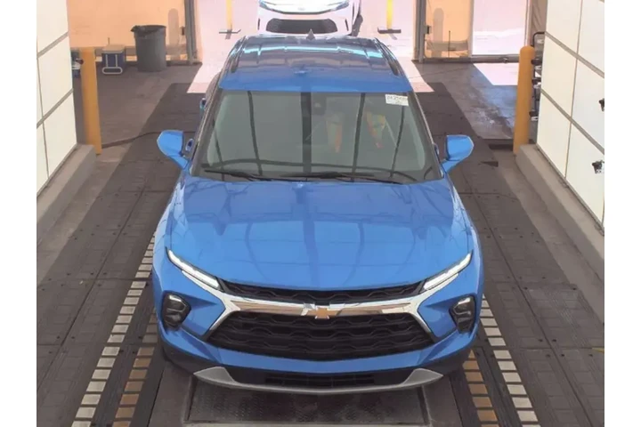 $23393 : Chevrolet Blazer 2024 LT 4dr image 2